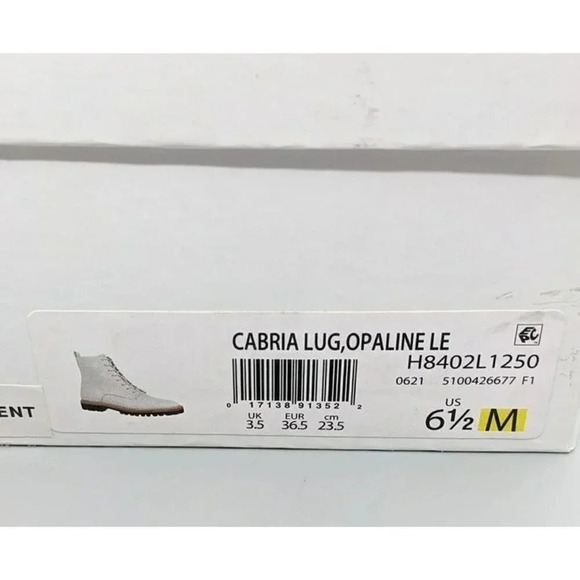 Vince Cabria Lug Womens Water Repellent Combat Boot Opaline Size 6.5 M MSRP $395 - Picture 8 of 8